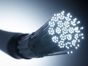 Tooney ayns ny feeshanyn as claaghyn jeh ny sorchyn nymyn dy cablen Fiber Optic.